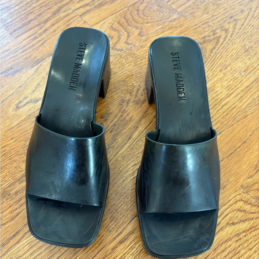 Steve Madden Black Mules Sleek Minimalist Design